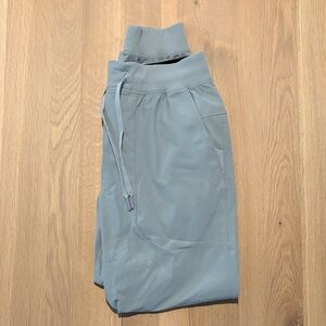 Lululemon Gray Men's Joggers